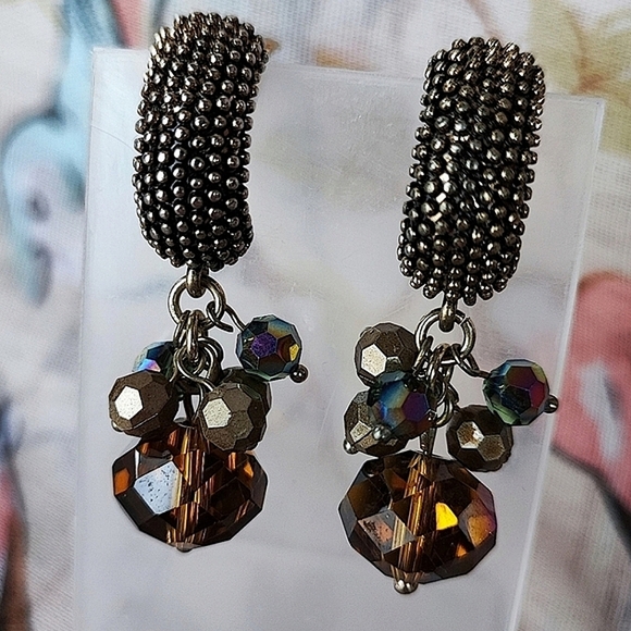 Topaz Brown Aurora Borealis Round Vintage Petite Crystal Clip Petite Earrings - Picture 10 of 10